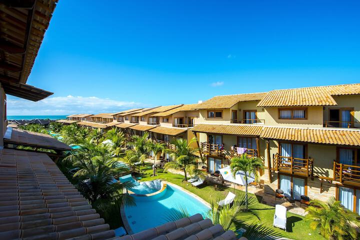 Pools & Facilities