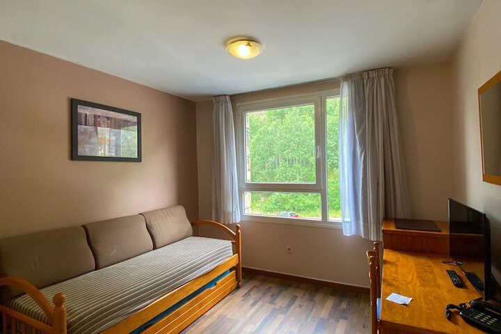 Room 11 of 44