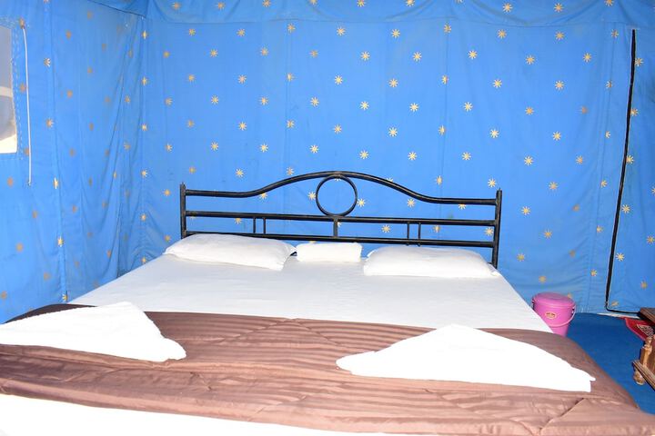 Room 9 of 123
