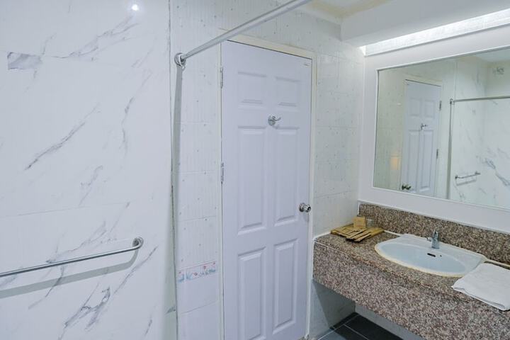 Room 14 of 47