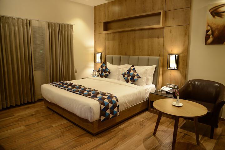 Room 3 of 22