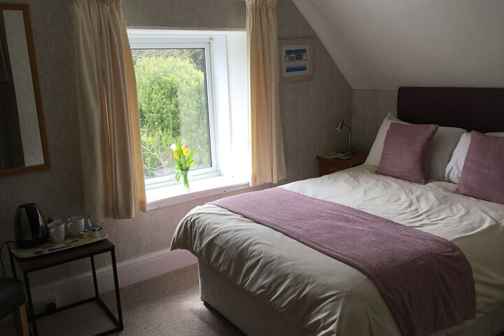 Room 6 of 22