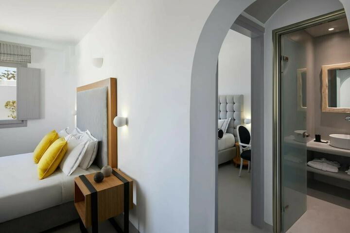 Room 45 of 177