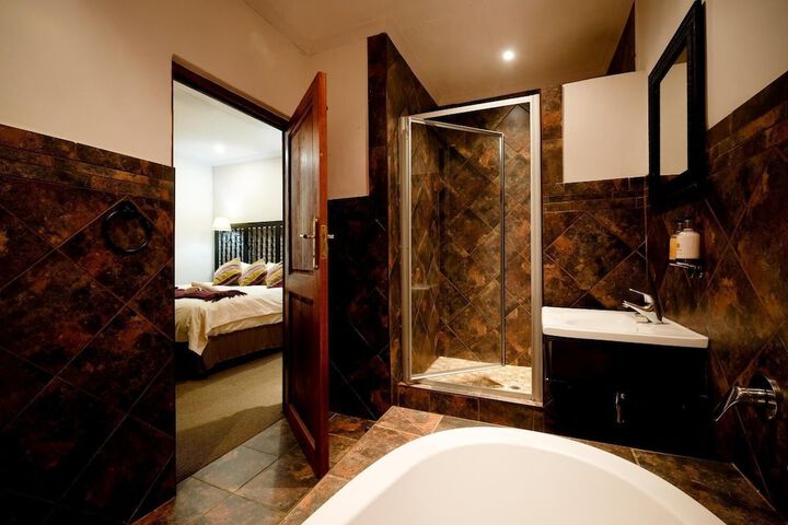 Room 30 of 47