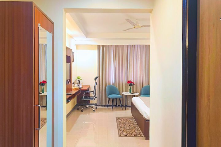 Room 14 of 95