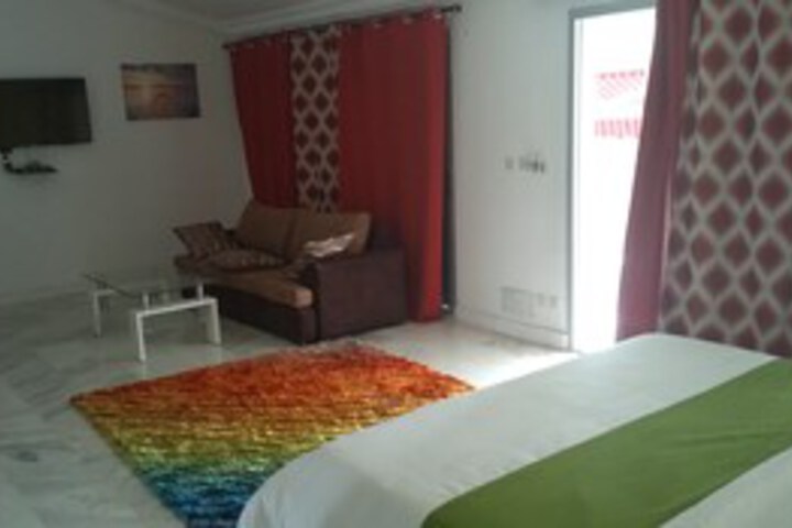 Room 30 of 35