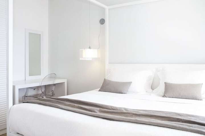 Room 10 of 261