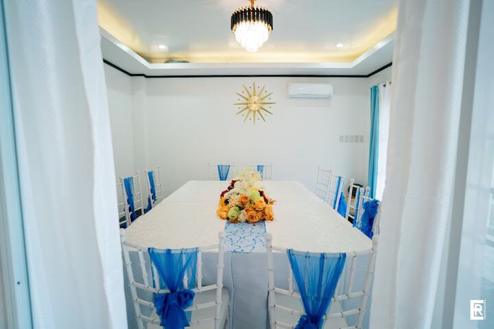 Dining 120 of 188