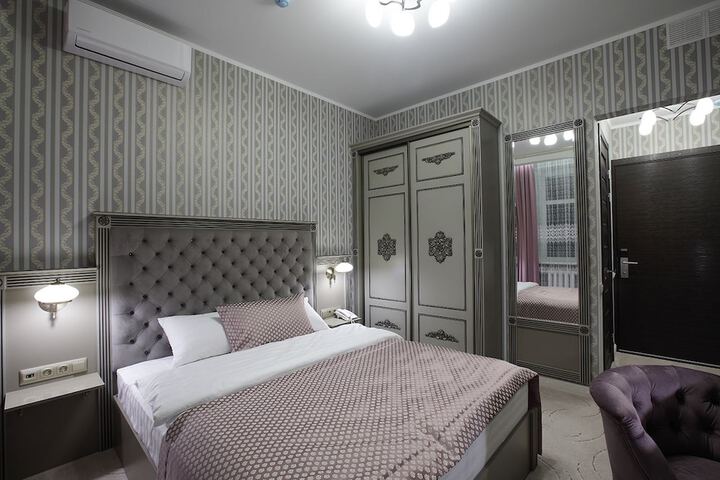 Room 12 of 56