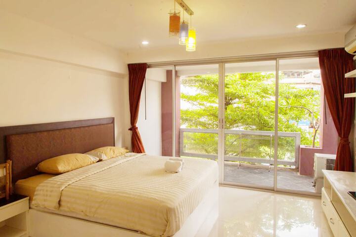 Room 5 of 51