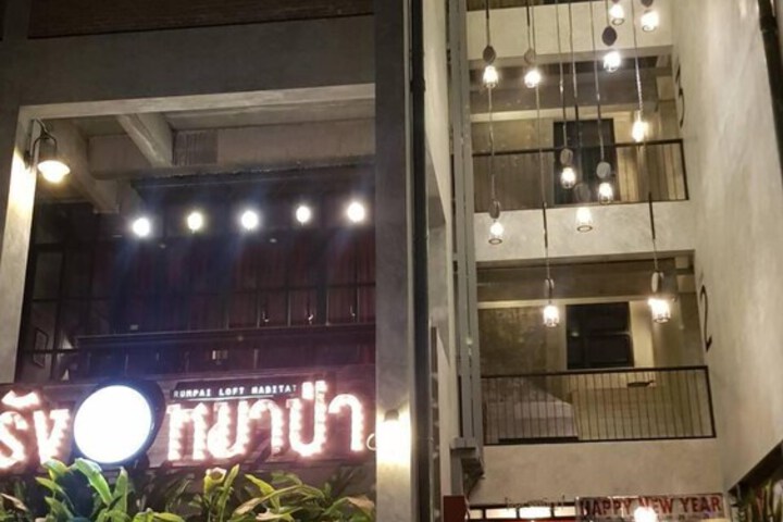 Hotel 35 of 36