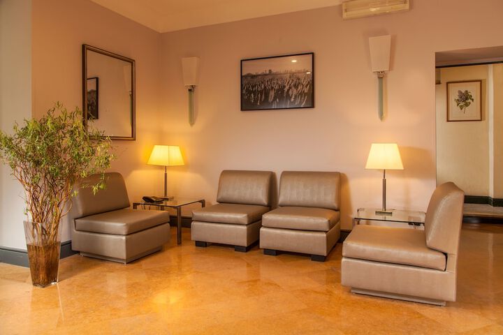 Entrance & Lobby