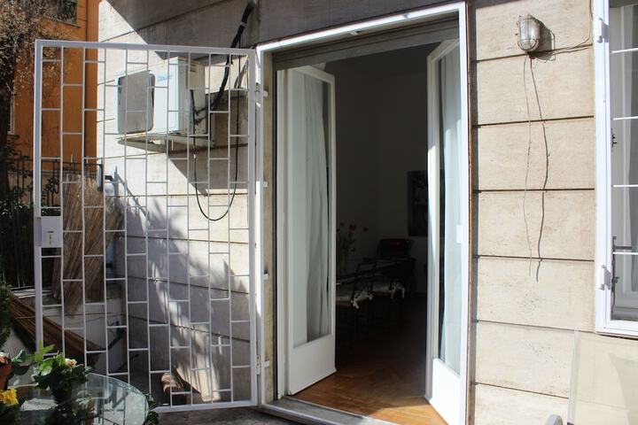 Terrace/Patio 29 of 40