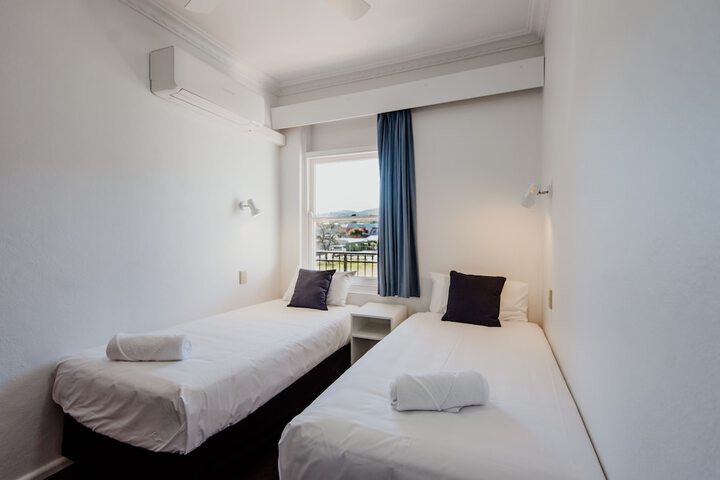 Room 5 of 54