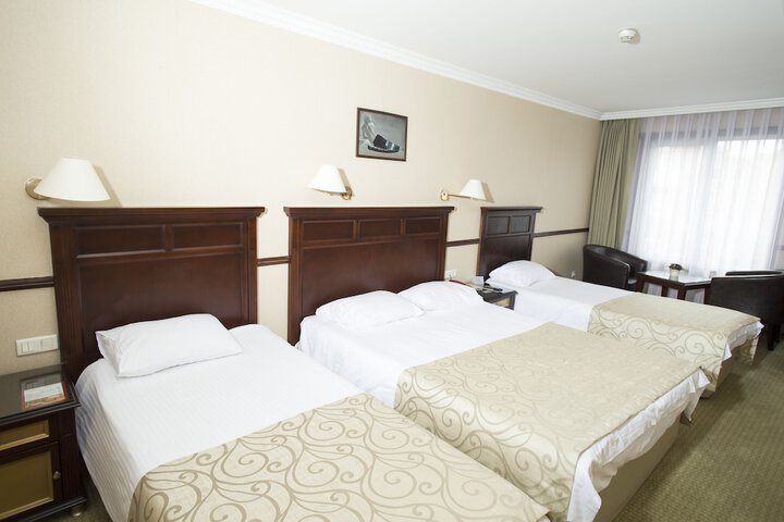 Room 31 of 114