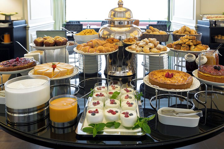 Breakfast/Coffee Service 62 of 100