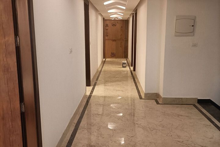 Hotel 5 of 12