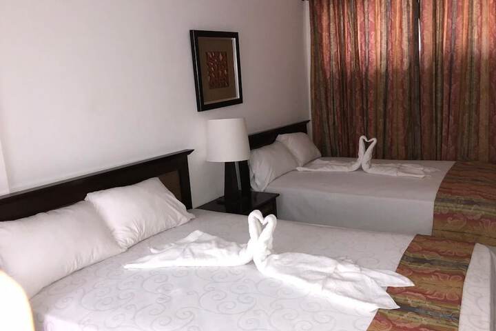 Room 4 of 14