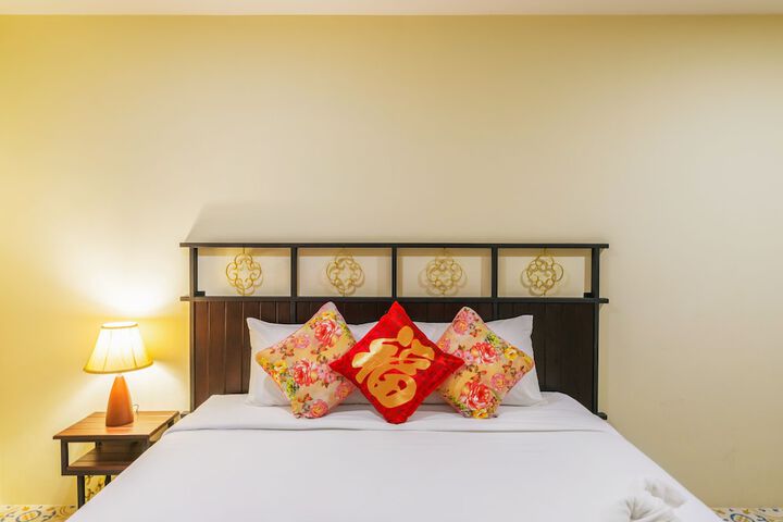 Room 16 of 35