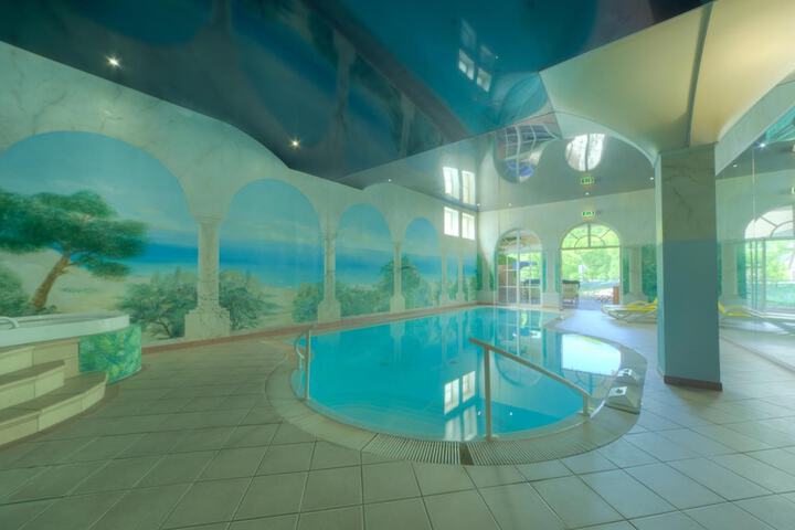 Pool 29 of 52