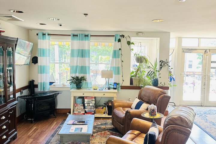 Hotel Interior 5 of 97