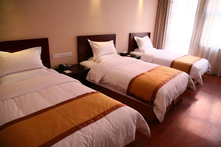 Room 14 of 20