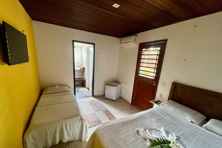 Room 8 of 17