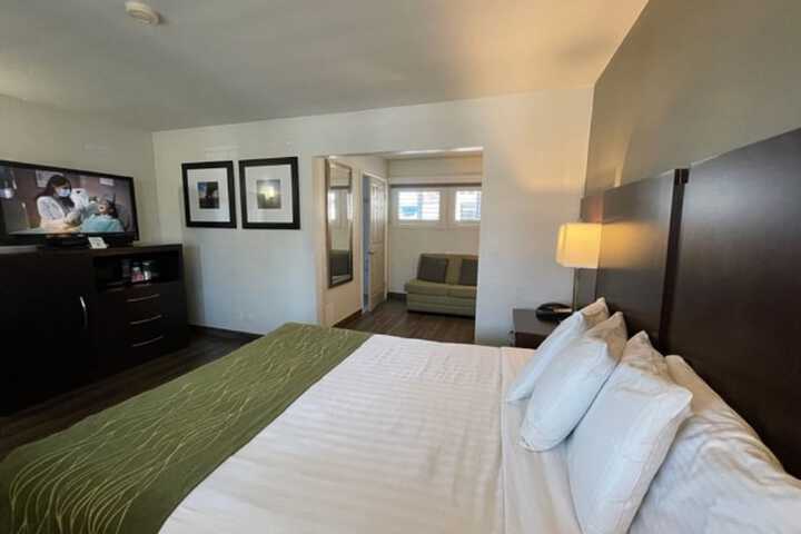 Room 16 of 43