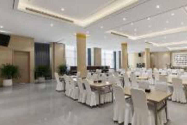 Longxiang Hotel