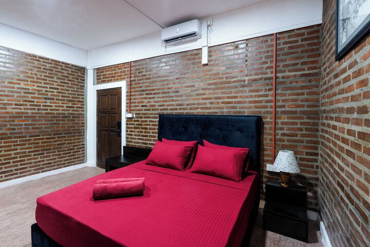 Room 20 of 40