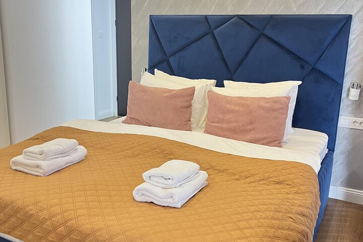 Room 50 of 206