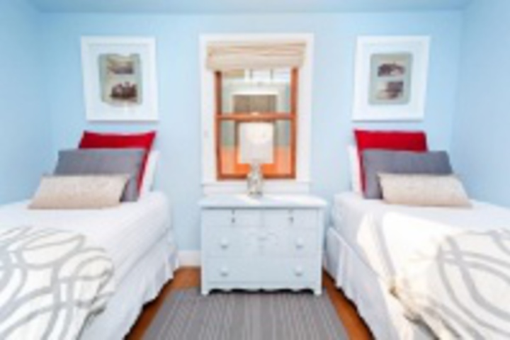 Room 582 of 671