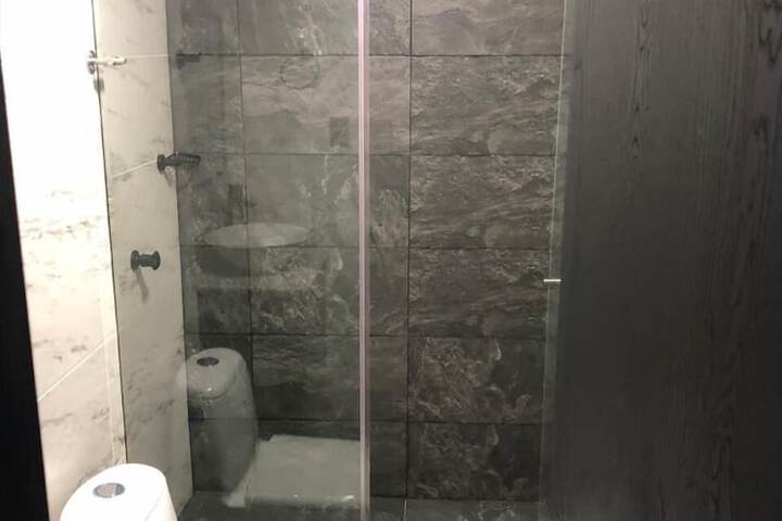 Room 16 of 25
