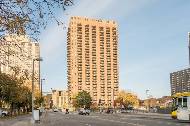 Image of FRONTDESK The Churchill Apts Downtown Minneapolis