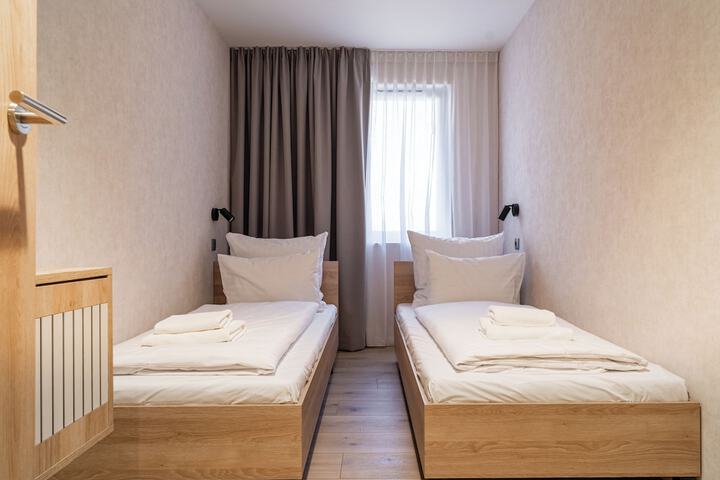 Room 47 of 150