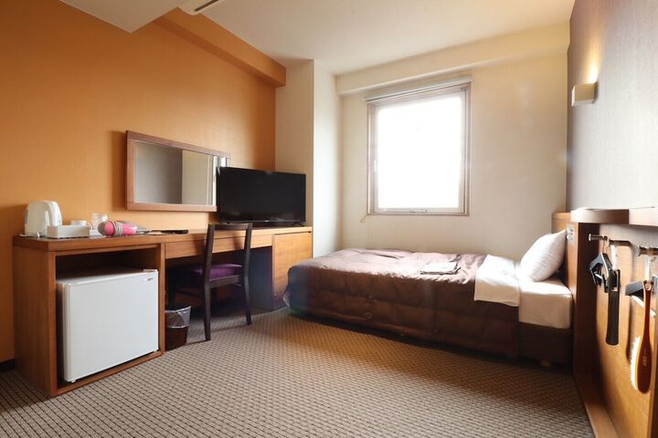 Room 19 of 51