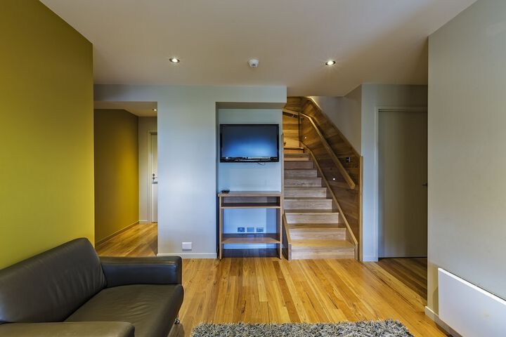 Room 28 of 34