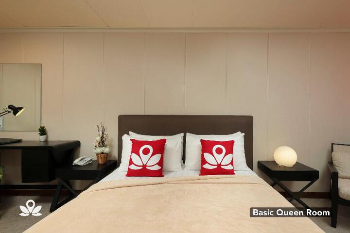 Room 8 of 8