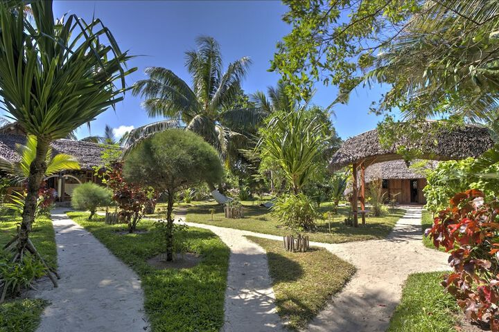 Hotel Exterior 46 of 62