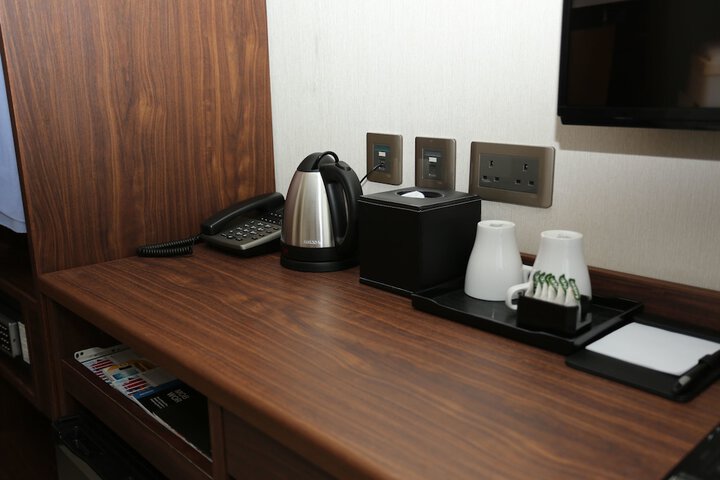 Room 7 of 19