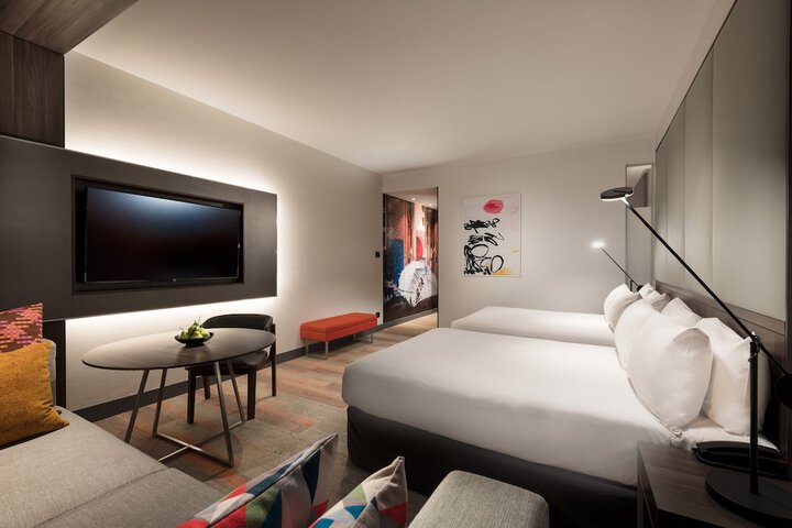 Room 17 of 115