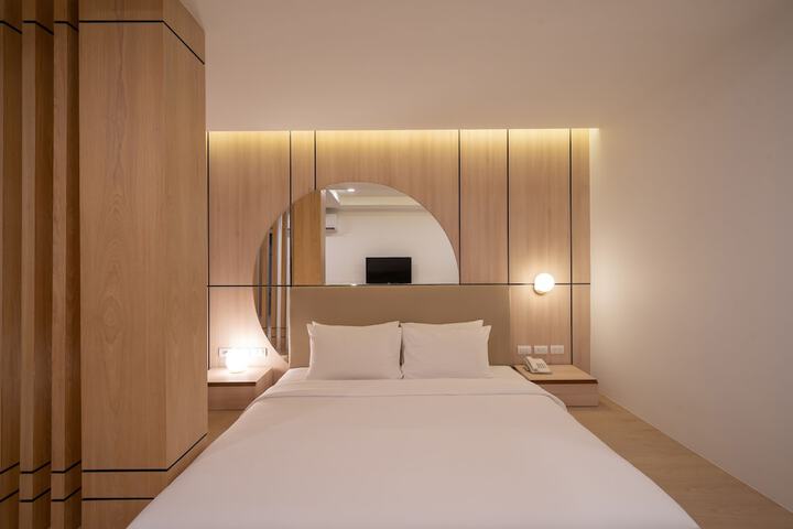 Room 18 of 63
