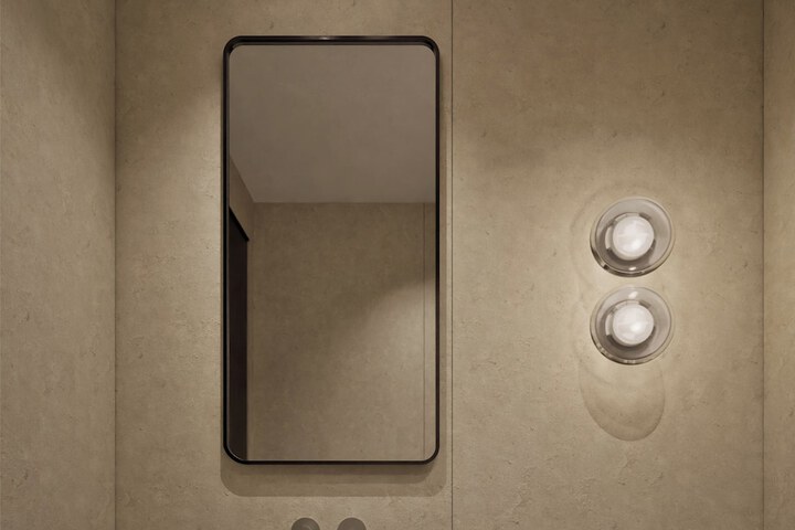 Room 86 of 112