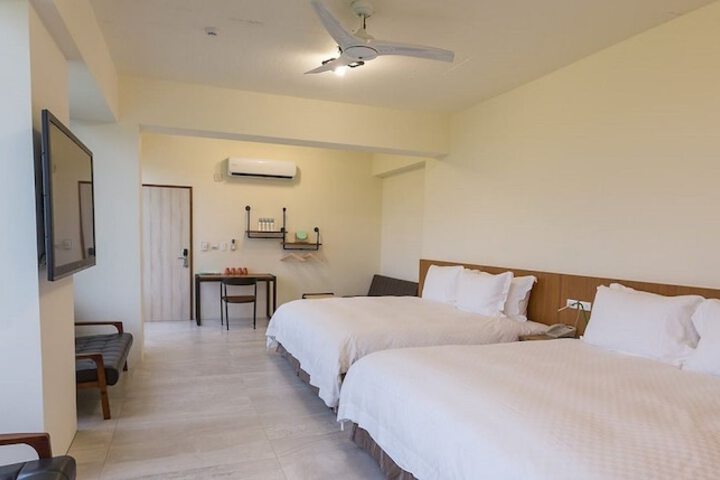 Room 6 of 48