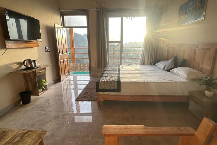 Room 5 of 22