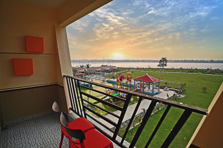 Terrace/Patio 68 of 72