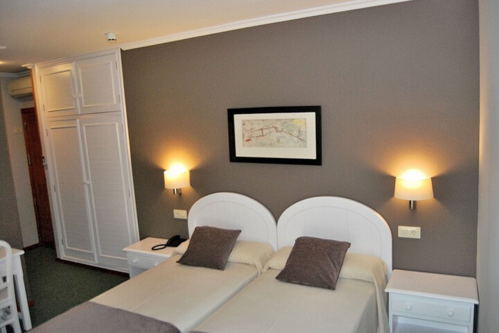 Room 4 of 45