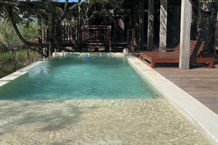Pool 39 of 87