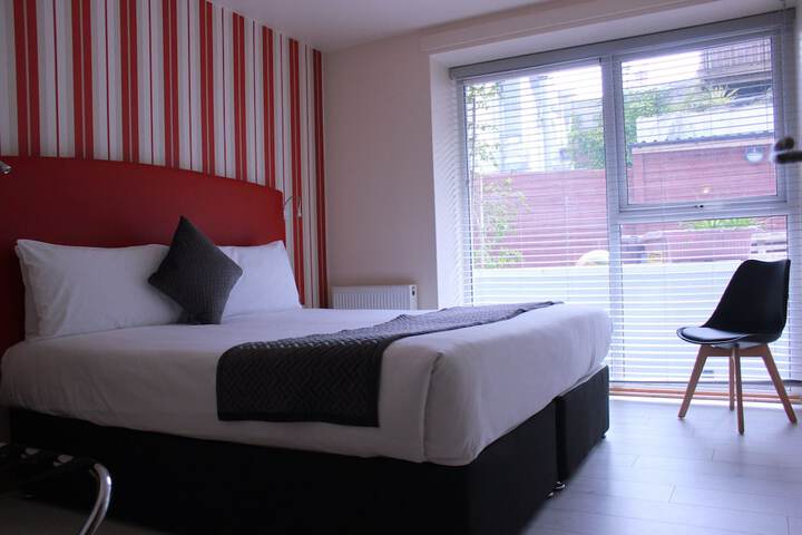 Room 13 of 219