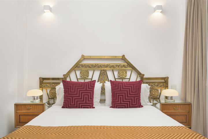 Room 45 of 79